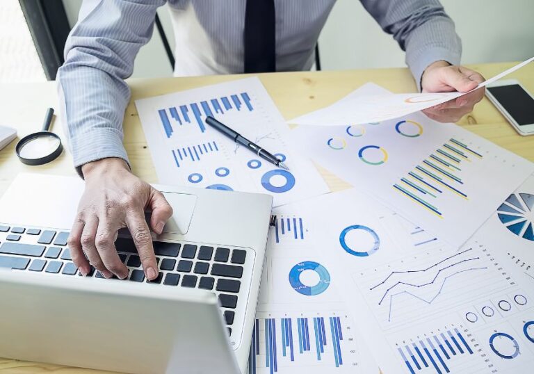 Maximizing ROI: How Softigh's Digital Marketing Service Can Drive Conversions